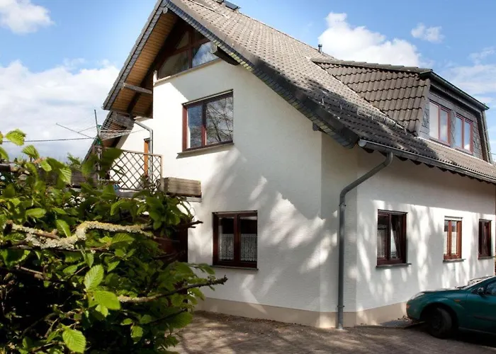 Eifelmond Lejlighed *